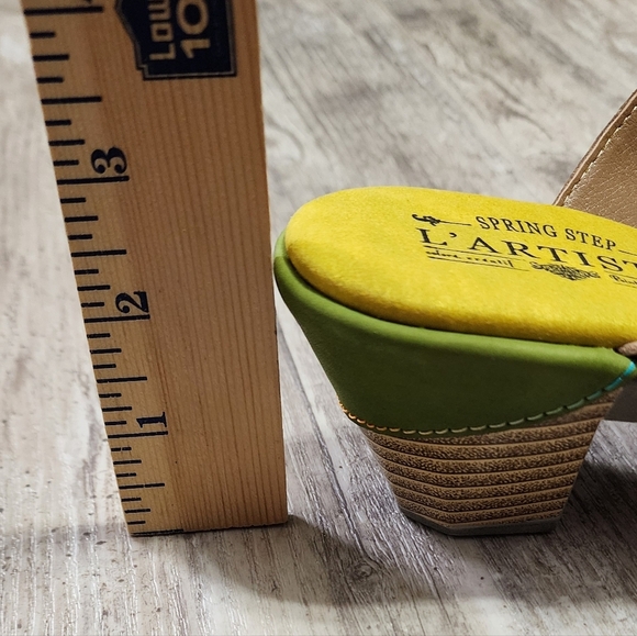 L’Artiste by Spring Step Classical Leather Flower Wedge Sandals Comfort Size 9 - Picture 7 of 11